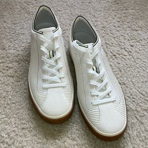 Rothy’s Vanilla Lace Up Sneakers